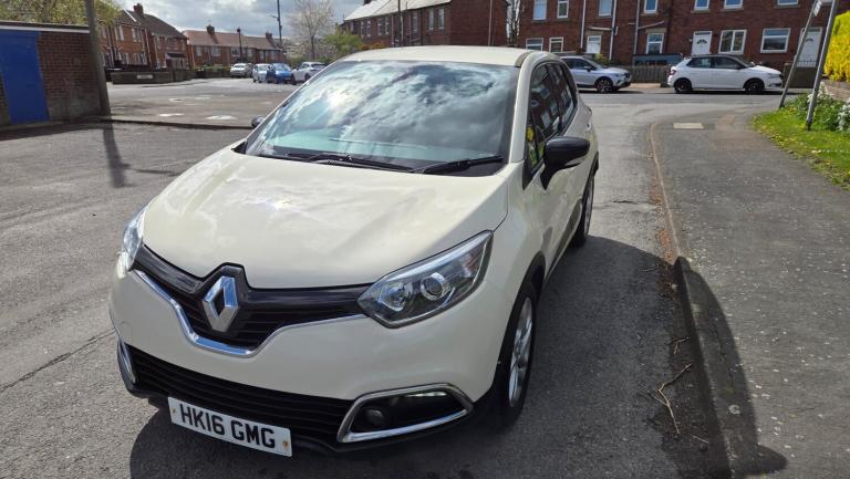 2016 Renault Captur 0.9 TCE 90 Dynamique Nav 5dr HATCHBACK Petrol Manual