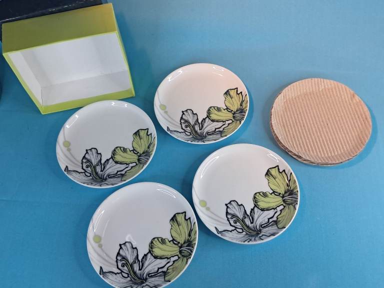 Brand new Royal Worcester Laurence Llewelyn-Bowen - BeBe Set of 4 Coasters. Porcelain. 