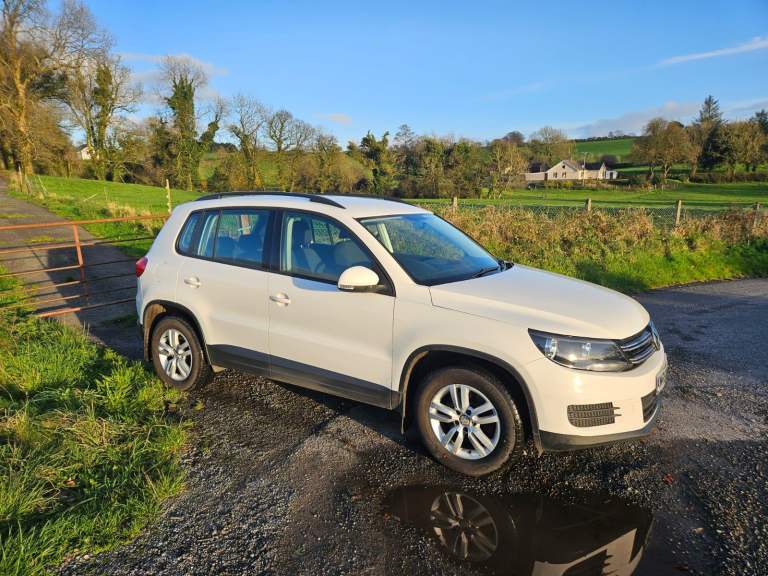 Volkswagen, TIGUAN, Estate, 2012, Manual, 1968 (cc), 5 doors