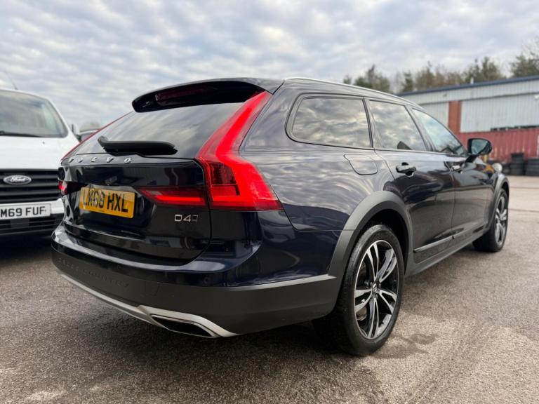 2018 Volvo V90 2.0 D4 Cross Country Pro 5dr AWD Geartronic ESTATE DIESEL Automatic