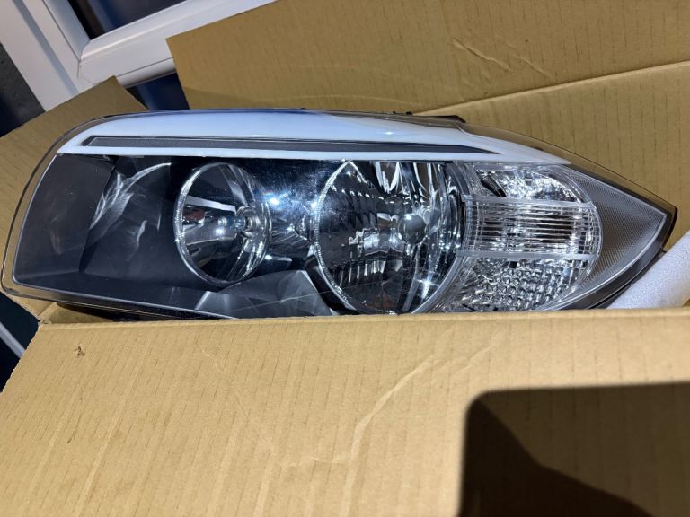 Bmw e88 headlights 