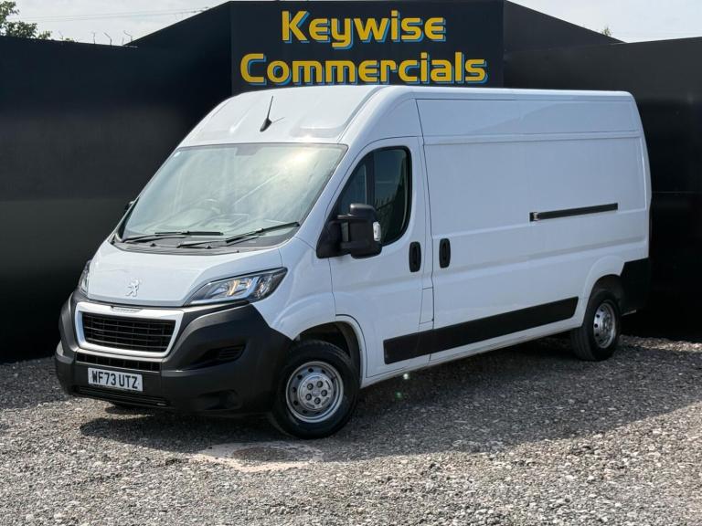 2023 Peugeot Boxer 2.2 BlueHDi H2 Professional Premium+ Van 140ps PANEL VAN DIESEL Manual