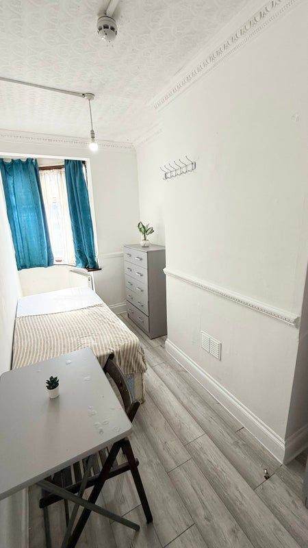 🏠 Newly Single Room | In Neasden NW2 7RA | Available Now 🤍