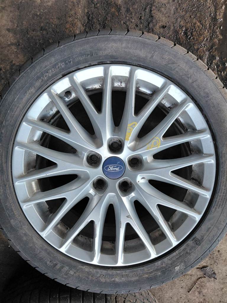 FORD FOCUS 20011-17	ALLOY WHEEL w. TYRE ; 215/50 R17	;  BM5J1007DB ;  E7.0Jx17H2 ET50