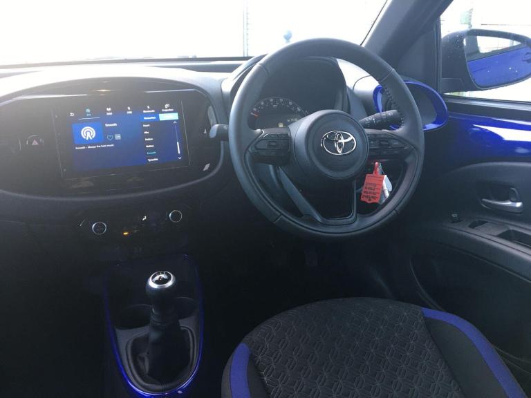 2025 Toyota Aygo X 1.0 VVT-i Edge Hatchback 5dr Petrol Manual Euro 6 (s/s) (72 ps) HATCHBACK Petr...