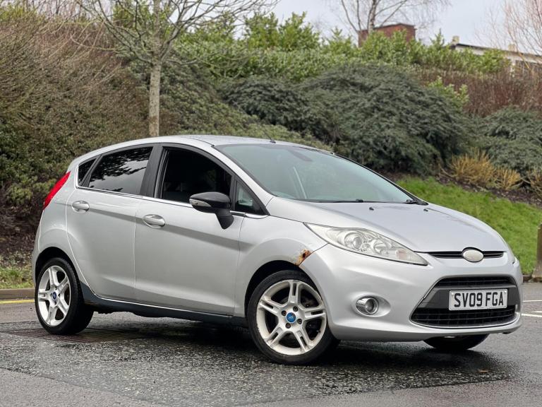 2009 Ford Fiesta 1.4 Titanium 5dr HATCHBACK Petrol Automatic