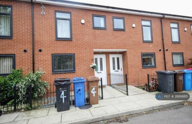 3 bedroom house in Brightsmith Way, Swinton, Manchester, M27 (3 bed) (#2666885)
