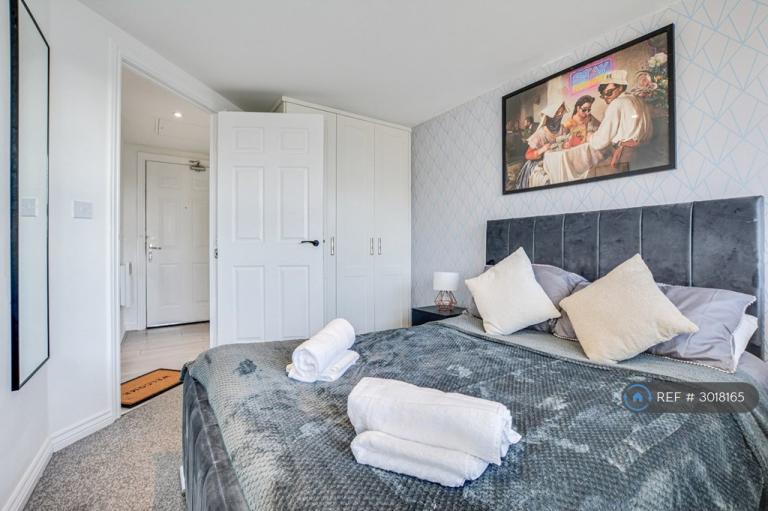 2 bedroom flat in Middlewood St, Salford, M5 (2 bed) (#3018165)