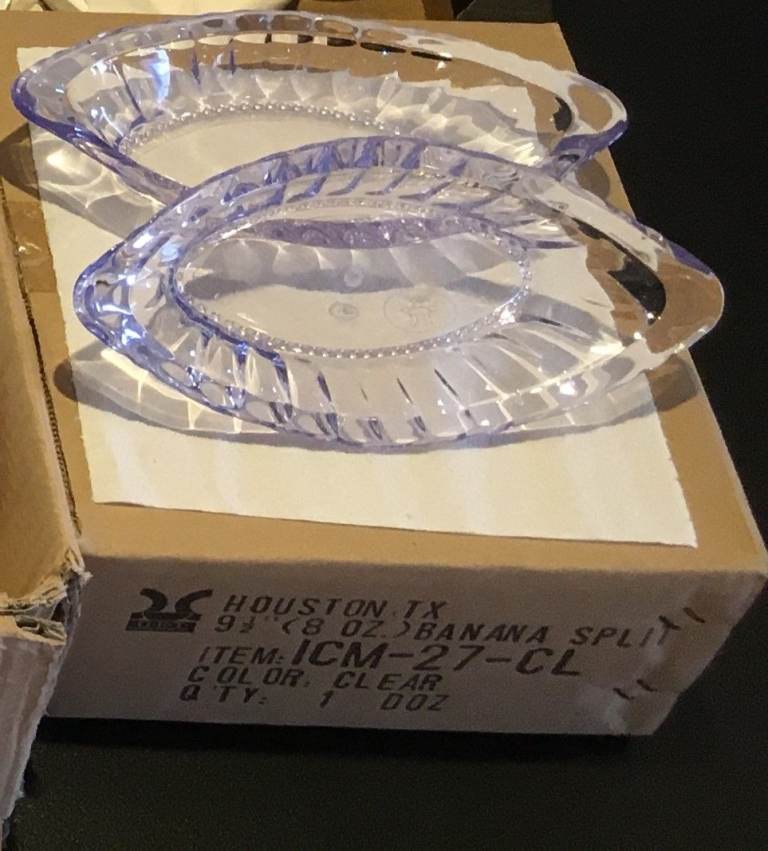 12 BANANA SPLIT ACRYLIC DISHES