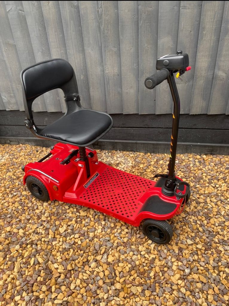 PRO RIDER Folding Mobility Scooter – Red