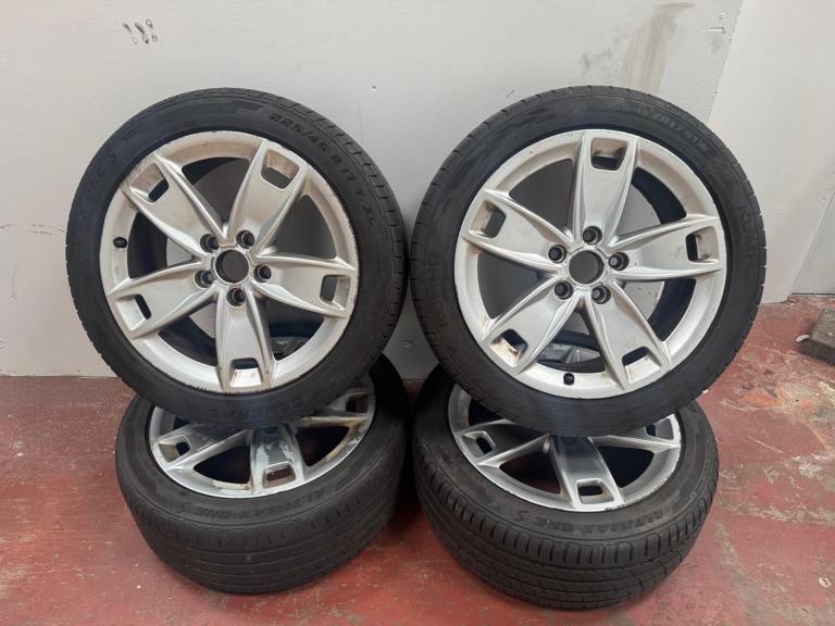 Audi A3 8P 2008 2012 17 Alloy Wheels Set 2254517 8P0601025BL OEM