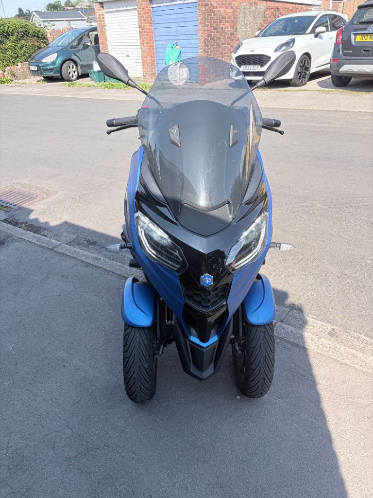 Piaggio MP3 310 Sport