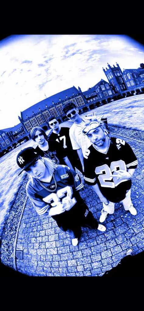 Bass Player Wanted — Rock/Hip-Hop Band, Watford/London