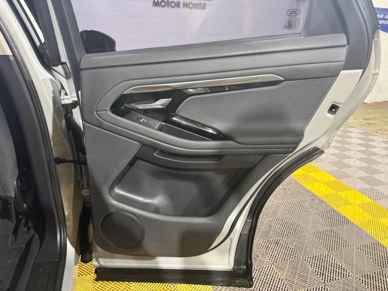 2019 Land Rover Range Rover Evoque 2.0 D150 5dr Auto ESTATE DIESEL Automatic