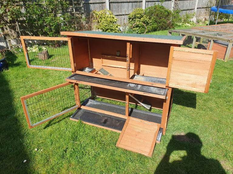 Easipet Hutch Hinged Top Slide Out Trays – 2 Tier