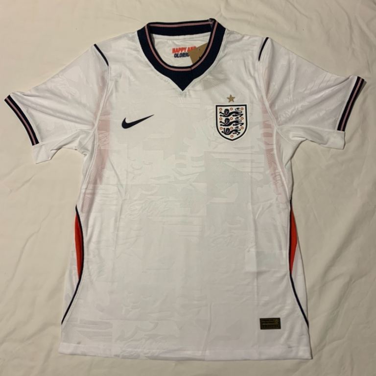 England football shirt size Medium 