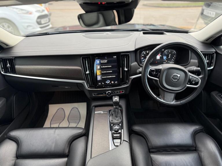 2018 Volvo V90 2.0 D4 Cross Country Pro 5dr AWD Geartronic ESTATE DIESEL Automatic