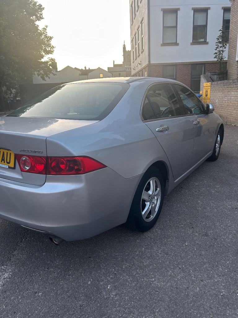 Honda, ACCORD, Saloon, 2005, Semi-Auto, 1998 (cc), 4 doors