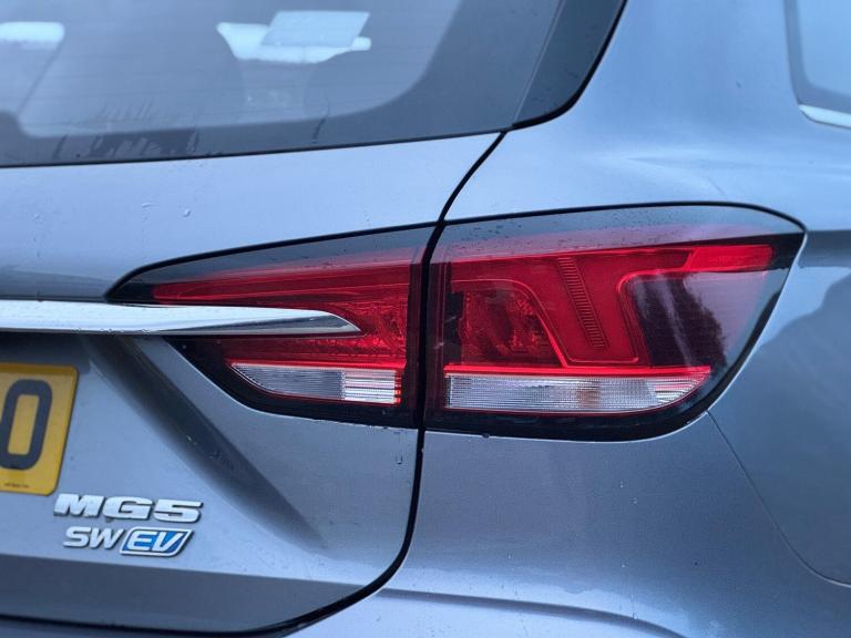 2022 MG MG5 61.1kWh Exclusive Long Range Auto 5dr ESTATE Electric Automatic
