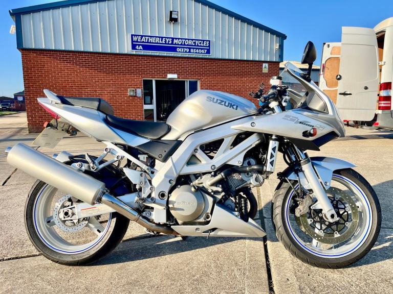 Suzuki SV1000 S IDEAL SPORTS TOURER IN WELL ABOVE AVERAGE CONDITION