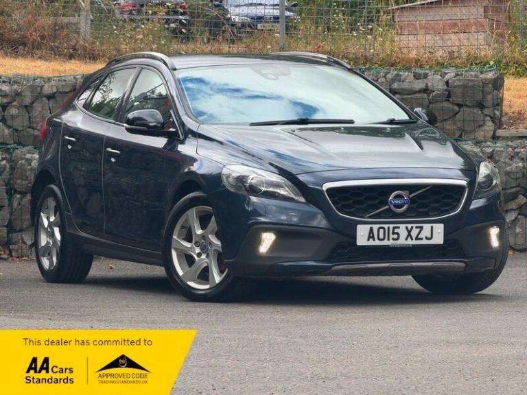 2015 Volvo V40 D2 Cross Country Lux 1.6 D2 Lux Powershift Automatic 5dr HATCHBACK Diesel Automatic