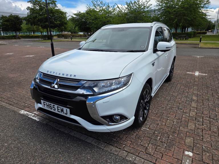Mitsubishi OUTLANDER, Petrol PHEV 2016