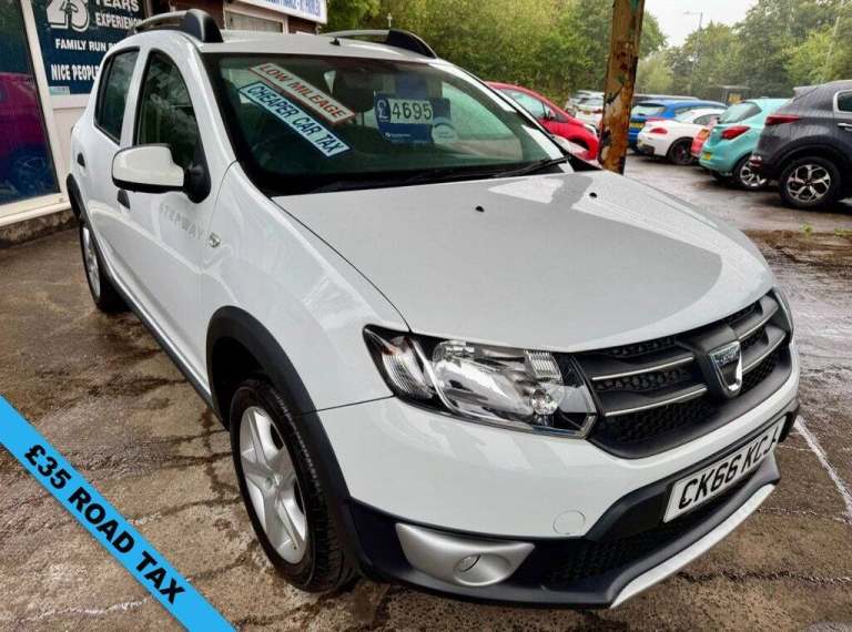 2016 Dacia Sandero Stepway 0.9 TCe Laureate Hatchback 5dr Petrol Manual Euro 6 (s/s) (90 ps) ** P...
