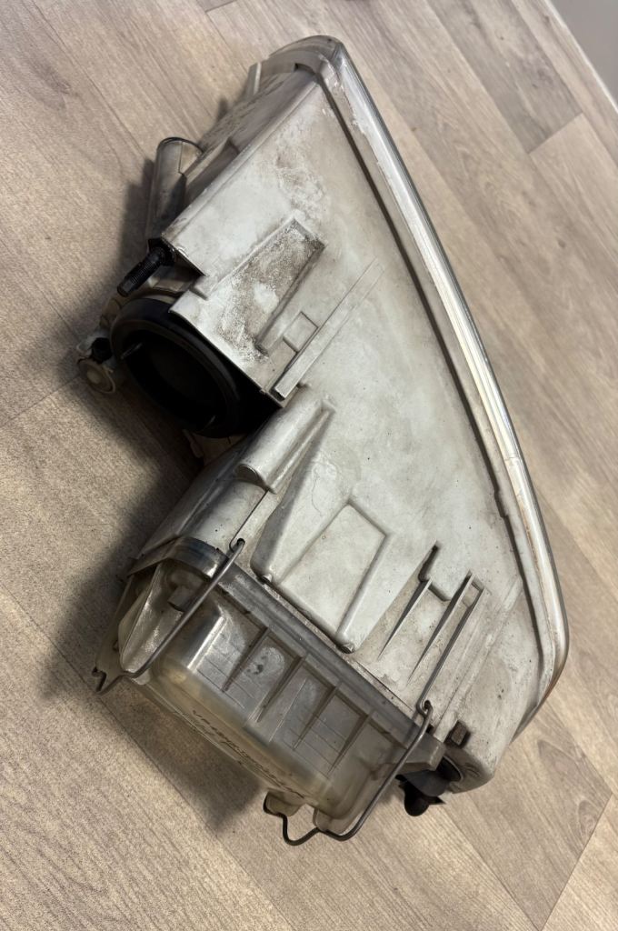 SKODA OCTAVIA MK2 1Z PRE-FL DRIVERS OFFSIDE FRONT HEADLIGHT ASSEMBLY HALOGEN