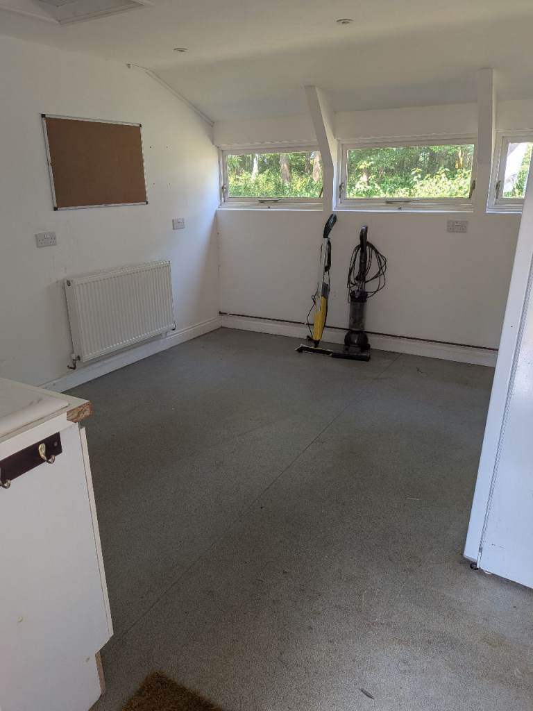 Office/ art studio space in Hadleigh 