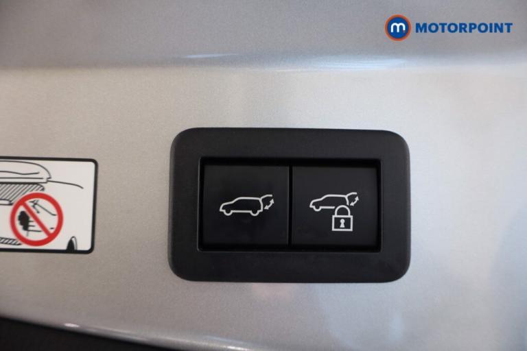 2024 Toyota C-HR 2.0 PHEV Design 5dr CVT HATCHBACK PETROL/ELECTRIC Automatic