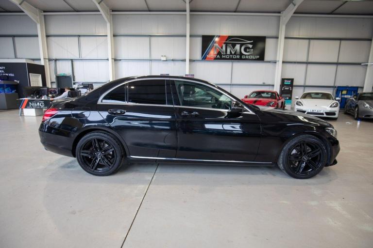  Mercedes-Benz C Class 2.0 C220d Sport Saloon 4dr Diesel G-Tronic+ Euro 6 (s/s) (194 ps) **Heated...