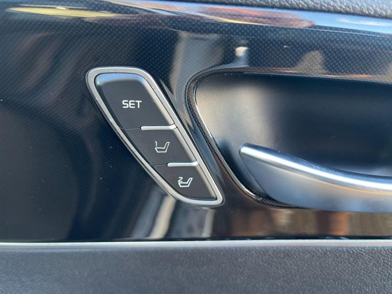 2016 Kia Sorento 2.2 CRDi KX-4 Auto AWD Euro 6 5dr ESTATE Diesel Automatic