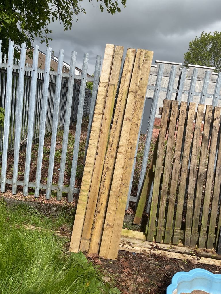 8ft fence posts 