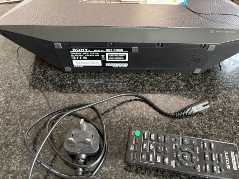 Sony Personal Audio System CMT-BT60B