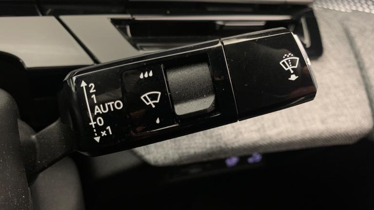 2025 Peugeot 3008 1.2 Hybrid 136 GT 5dr e-DSC6 HATCHBACK PETROL Automatic