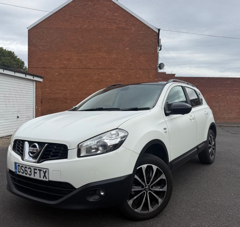 Nissan, QASHQAI, Hatchback, 2013, Manual, 1461 (cc), 5 doors