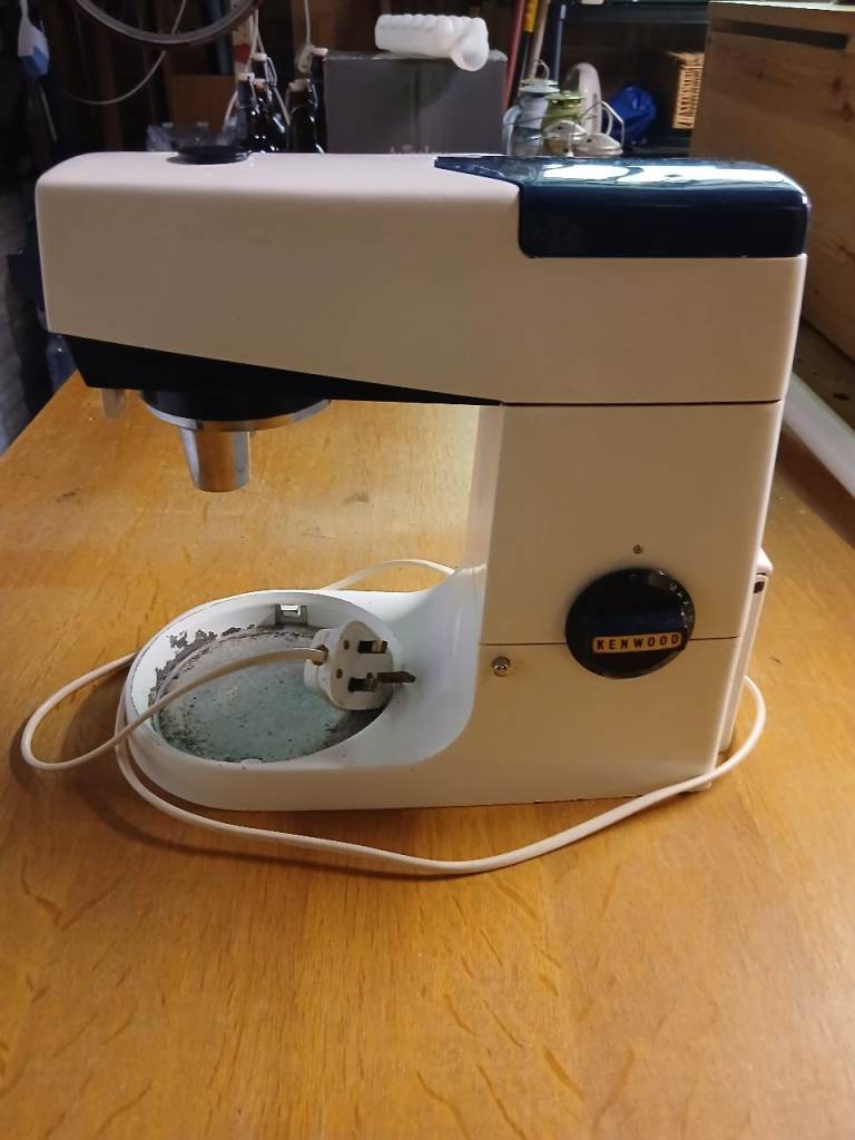 Kenwood Food Processor – White, Fair Condition