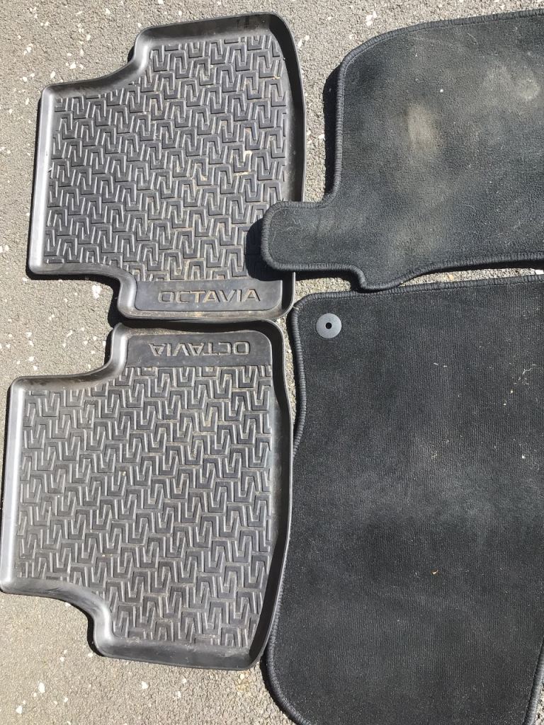 Skoda Octavia estate floor mats. 2 x fabric , 2 x rubber