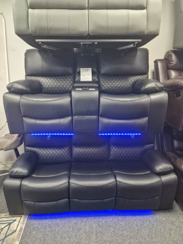 3&2 seater sofa £1150 black leather