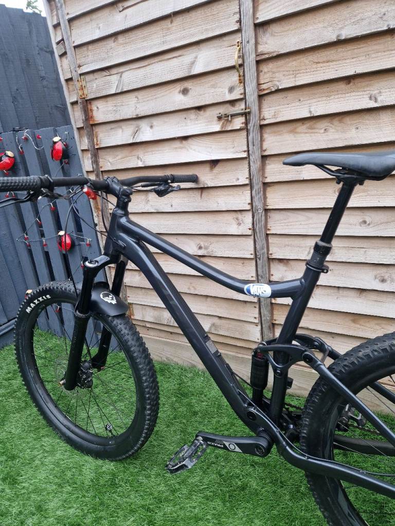 Giant Stance Full Suspension Mountain Bike - Large Frame, 27.5" Wheels