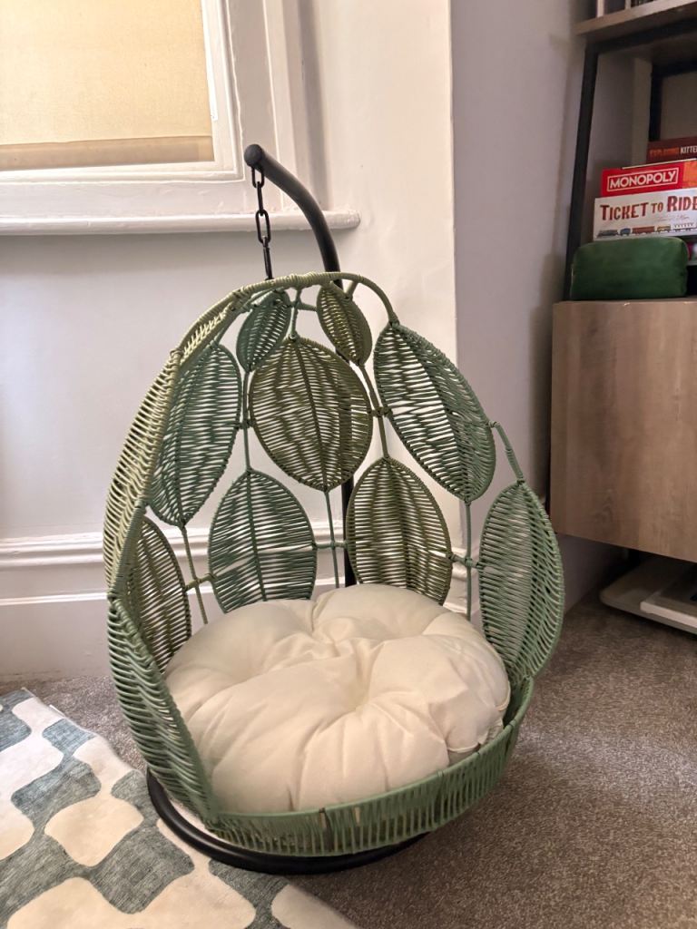 Pet Hanging Swing Bed / Chair with Cushion – Green Rattan Style – Cat or Small Dog