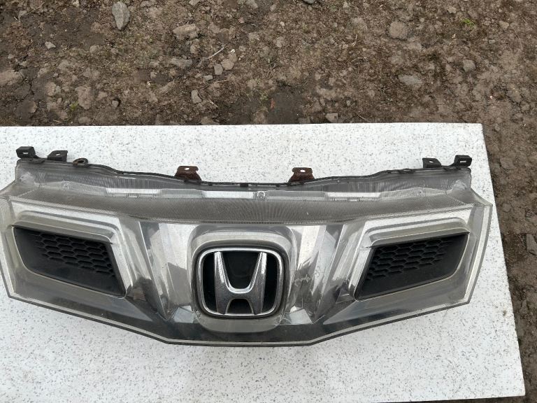 Honda Civic fn2 grille
