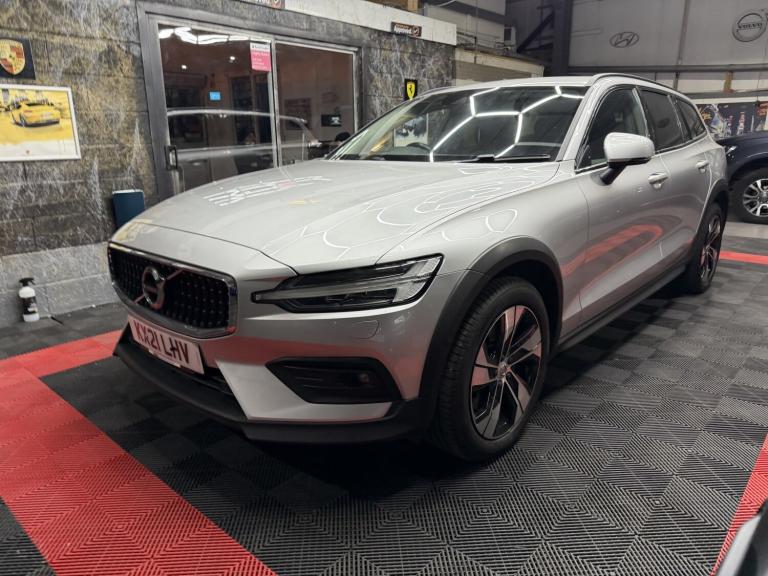 VOLVO V60 CROSS COUNTRY 2.0 Cross Country B4 AWD (197hp) Auto 2021
