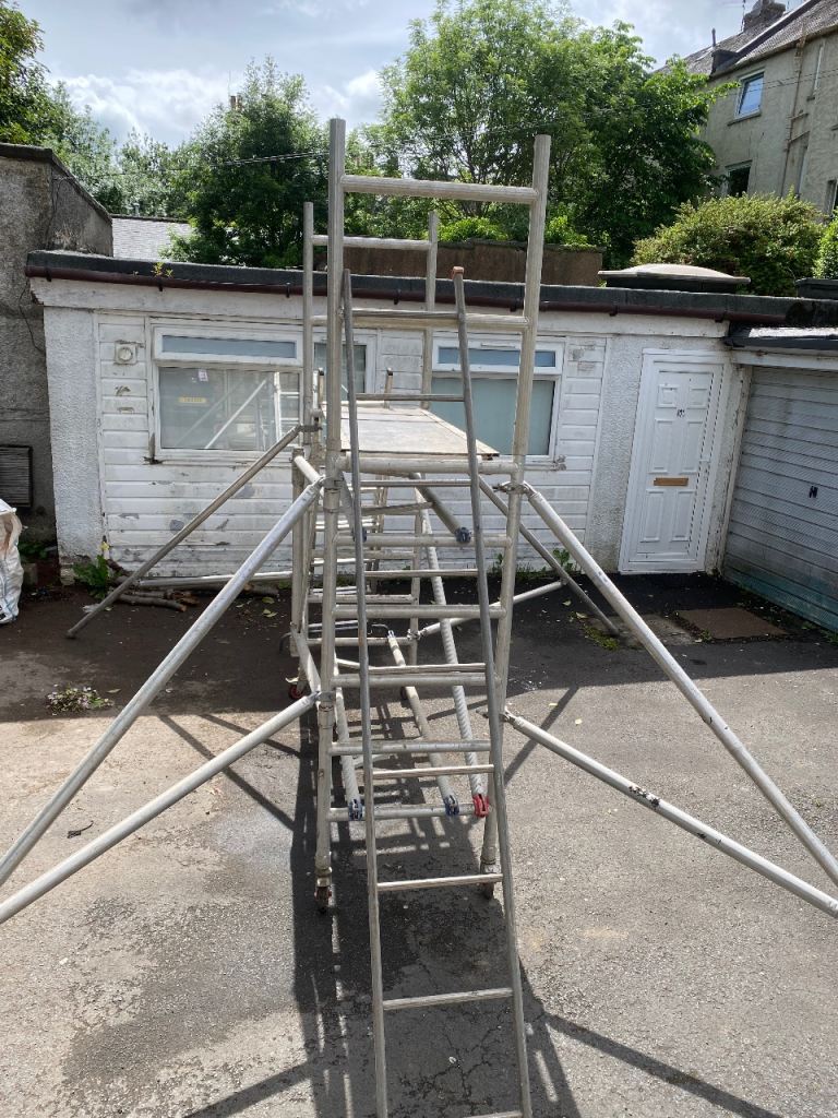Aluminium Scaffolding Tower with Extra Ladders - Good Condition