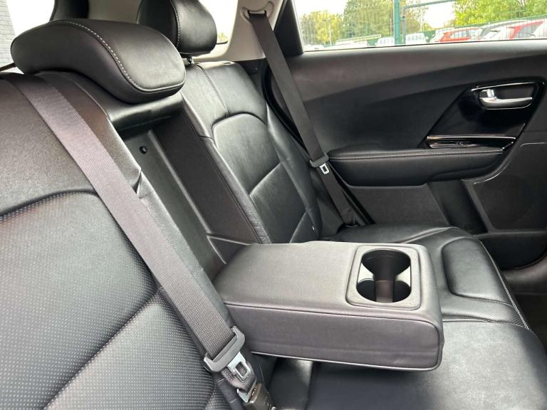 2020 Kia Niro 1.6 Niro 3 PHEV Semi-Auto 5dr SUV Hybrid Automatic