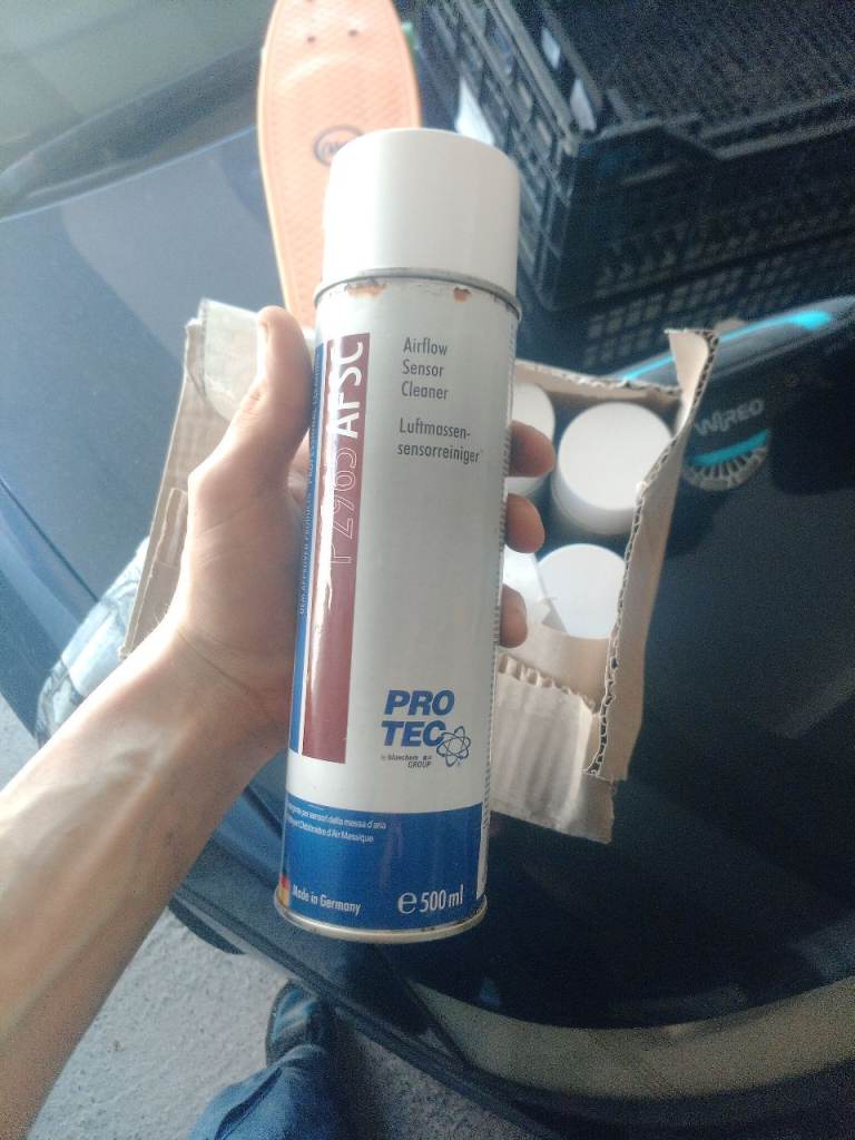Engine additives and cleaning spray Mix n match