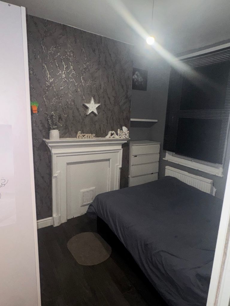 ROOM TO RENT SE8 