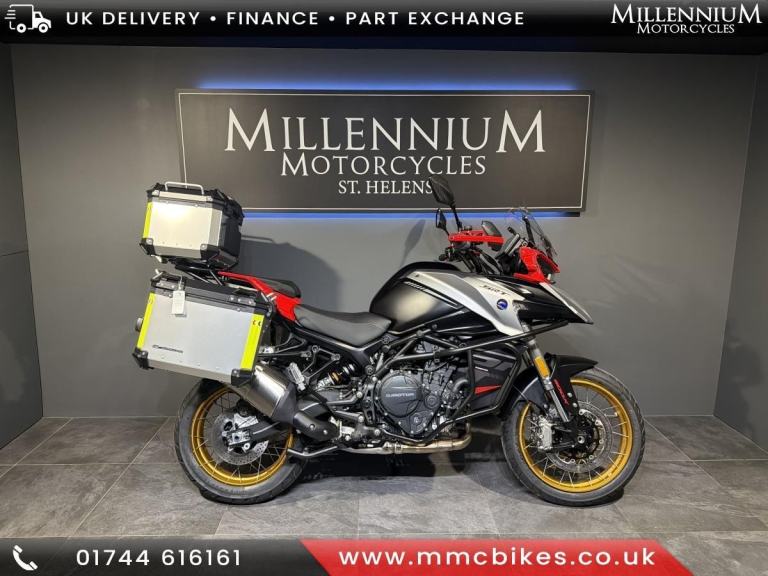 QJ MOTOR SRT 900 S HIGH SPEC ADVENTURE MOTORCYCLE