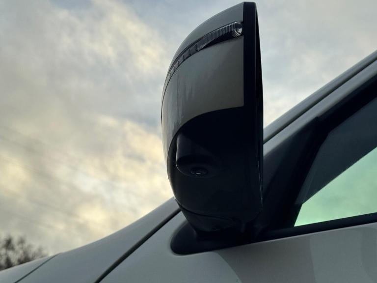 2018 Nissan Juke 1.6 [112] Tekna 5dr [Bose] HATCHBACK PETROL Manual