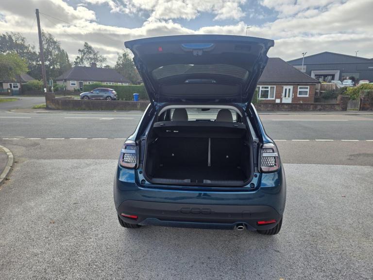 2025 Fiat 600 1.2 Hybrid 48V La Prima 5dr eDCT-6 HATCHBACK PETROL Automatic